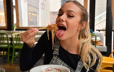 Цветана (Салон) у метро Фрунзенская, бляди СПб - фото 2